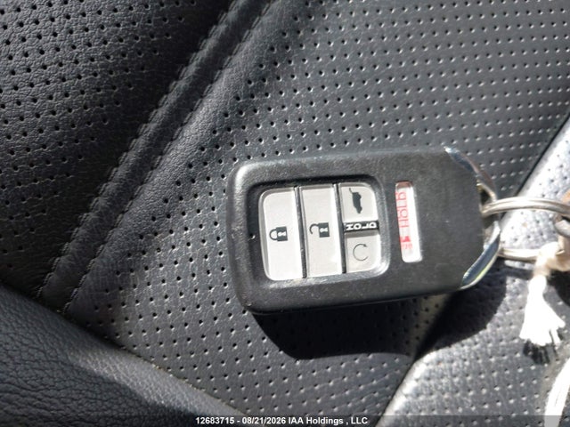 2HKRW2H93NH220618 Honda Cr-v Touring