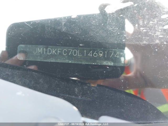 12683727 :رقم المزاد ، JM1DKFC70L1469174 vin ، 2020 Mazda Cx-3 Gs مزاد بيع