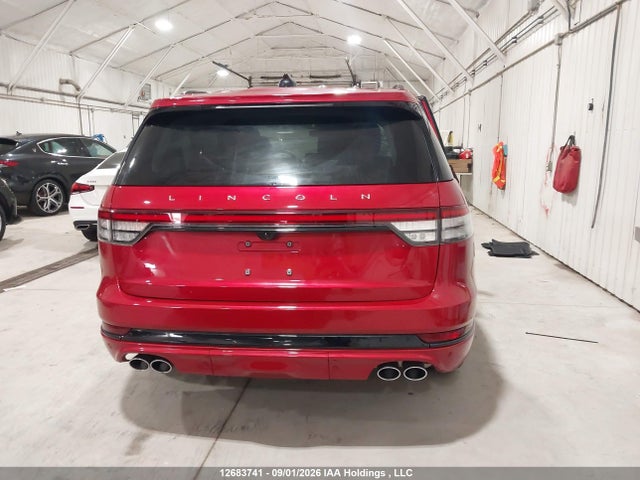 Lincoln Aviator Reserve 2025 5LM5J7XC6SGL31499 Image 16