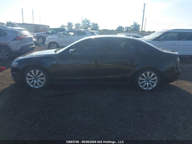 12683749 :رقم المزاد ، WAUBFCFL9FN032562 vin ، 2015 Audi A4 2.0t Komfort Plus مزاد بيع