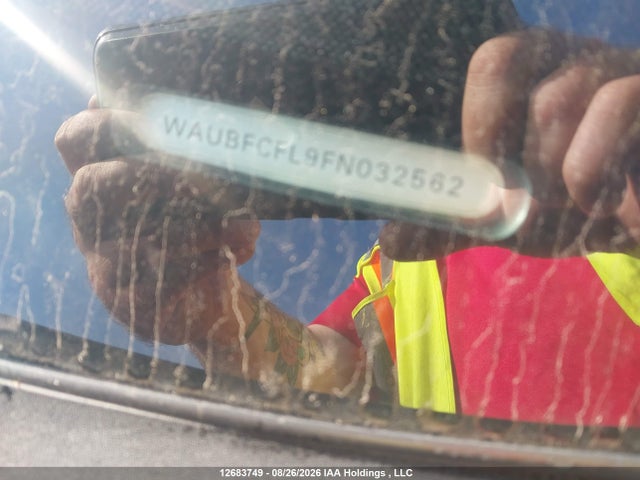 12683749 :رقم المزاد ، WAUBFCFL9FN032562 vin ، 2015 Audi A4 2.0t Komfort Plus مزاد بيع