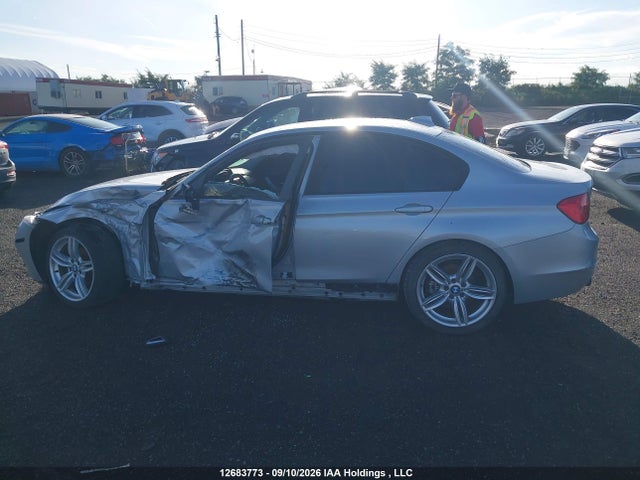 Продаж на аукціоні авто 2013 Bmw 320i Xdrive, vin: WBA3C3C58DF979991, номер лоту: 12683773