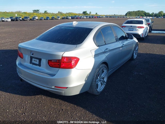 Продаж на аукціоні авто 2013 Bmw 320i Xdrive, vin: WBA3C3C58DF979991, номер лоту: 12683773