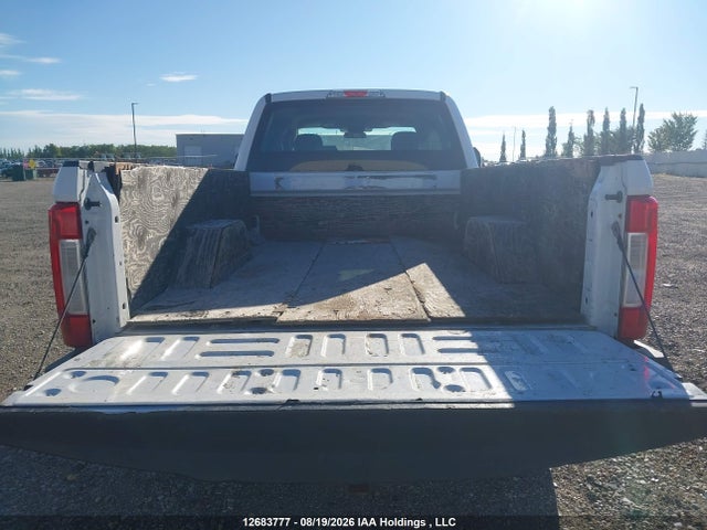 Ford F350 Super Duty 2018 1FT8W3B60JEB76846 Image 14