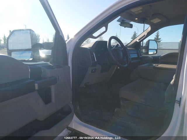 Ford F350 Super Duty 2018 1FT8W3B60JEB76846 Image 15