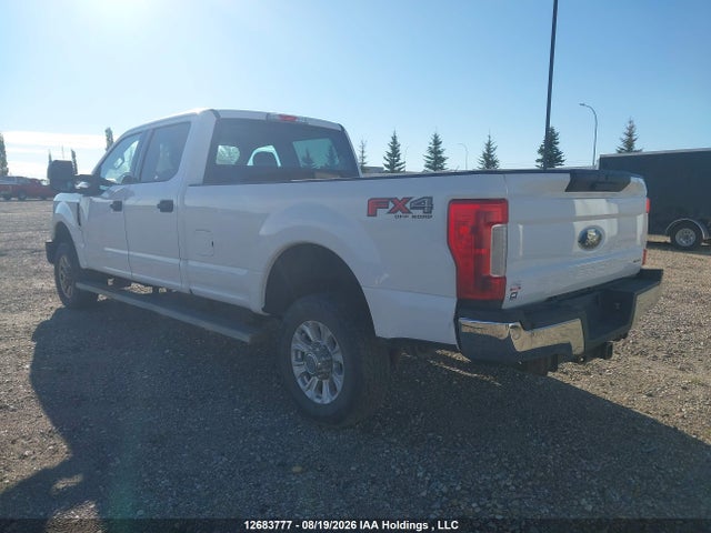 Ford F350 Super Duty 2018 1FT8W3B60JEB76846 Image 3