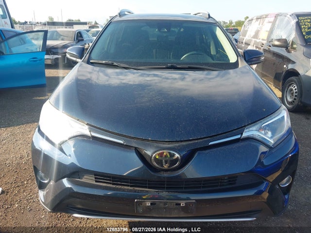 12683796 :رقم المزاد ، 2T3WFREV7JW480357 vin ، 2018 Toyota Rav4 Adventure/xle مزاد بيع