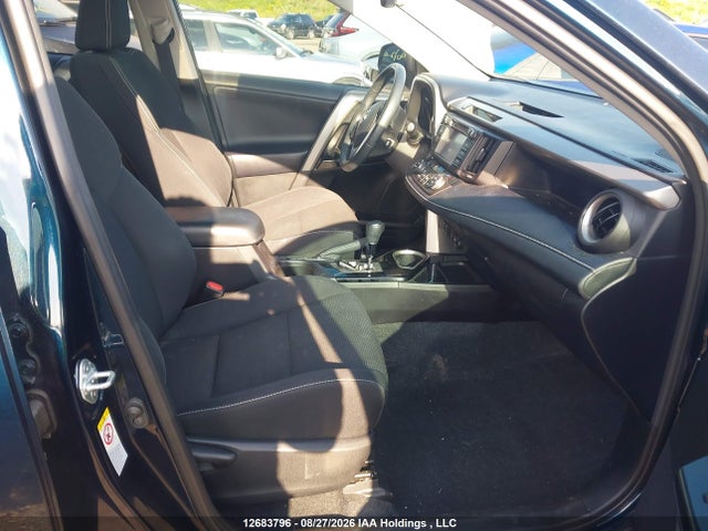 12683796 :رقم المزاد ، 2T3WFREV7JW480357 vin ، 2018 Toyota Rav4 Adventure/xle مزاد بيع