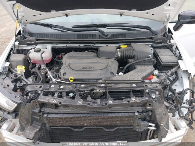 Chrysler Pacifica Limited 2026 2C4RC1GG3TR249877 Image 10