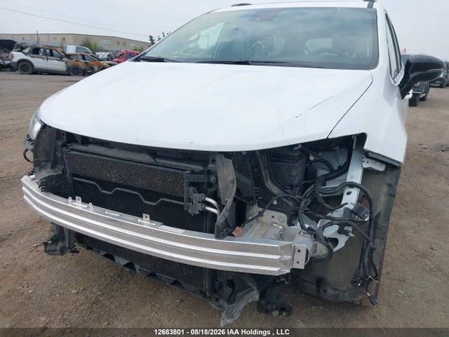Chrysler Pacifica Limited 2026 2C4RC1GG3TR249877 Image 6