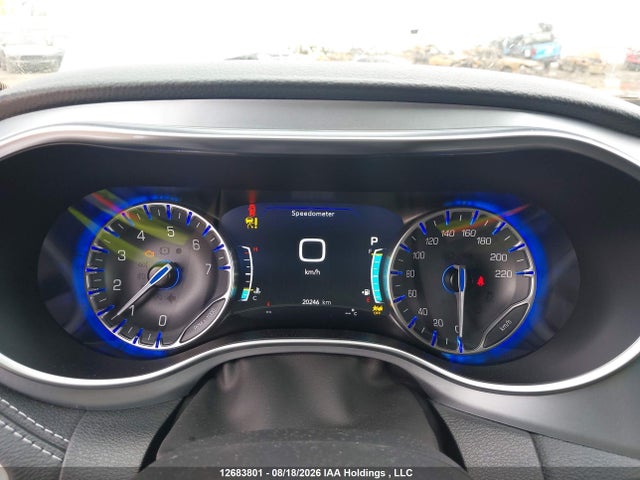 Chrysler Pacifica Limited 2026 2C4RC1GG3TR249877 Image 7