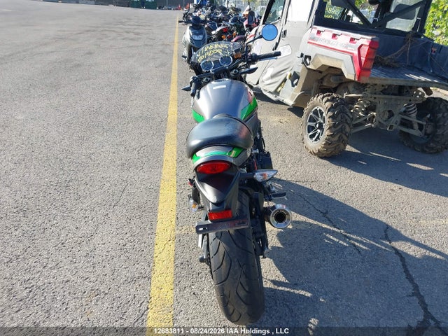 12683811 :رقم المزاد ، JKAZR2E16KA003907 vin ، 2019 Kawasaki Zr900 مزاد بيع