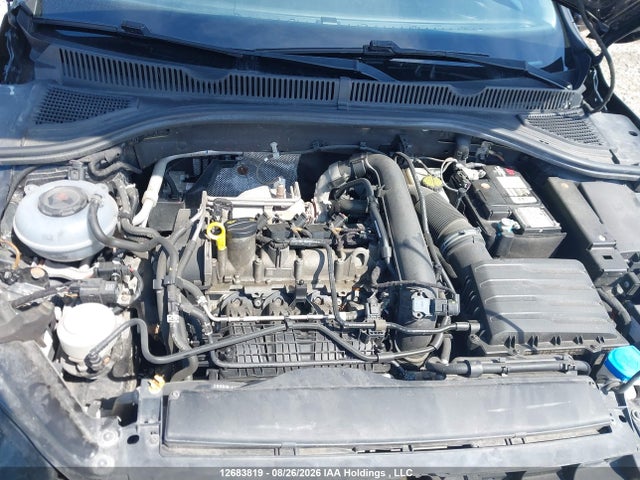 3VWE57BU8KM010630 Volkswagen Jetta