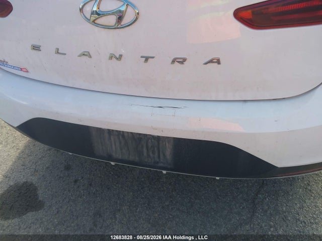 Hyundai Elantra Essential Manual 2020 KMHD74LF6LU947864 Image 22