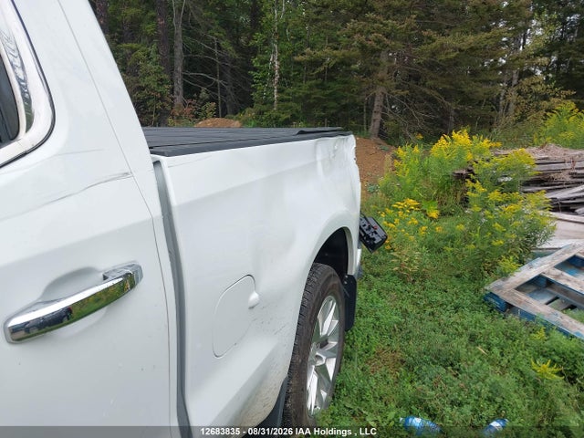 Продаж на аукціоні авто 2022 Chevrolet Silverado 1500 Ltd Ltz, vin: 1GCUYGEL9NZ155395, номер лоту: 12683835