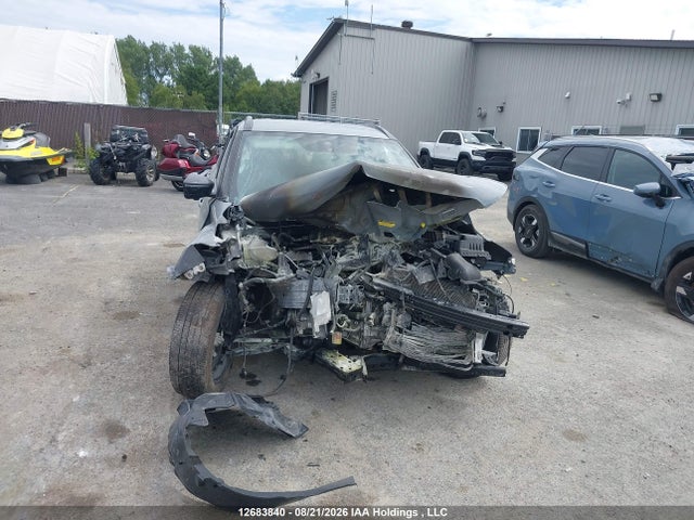 3N1CP5DV3RL549335 Nissan KICKS SR
