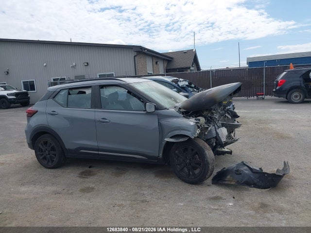 3N1CP5DV3RL549335 Nissan KICKS SR