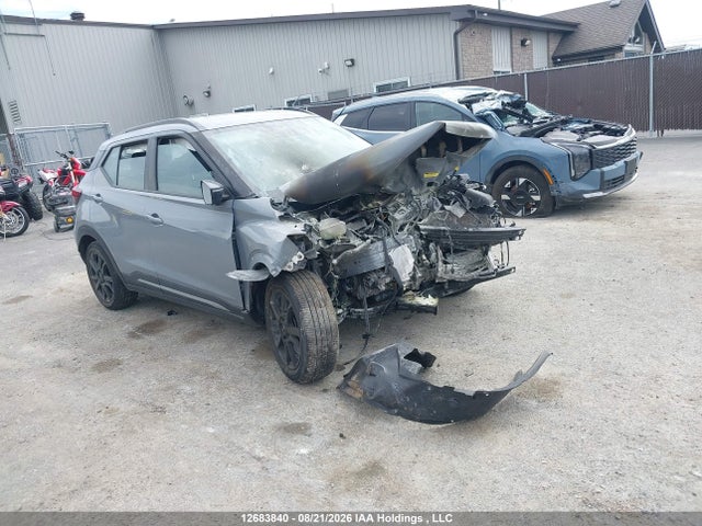 3N1CP5DV3RL549335 Nissan KICKS SR