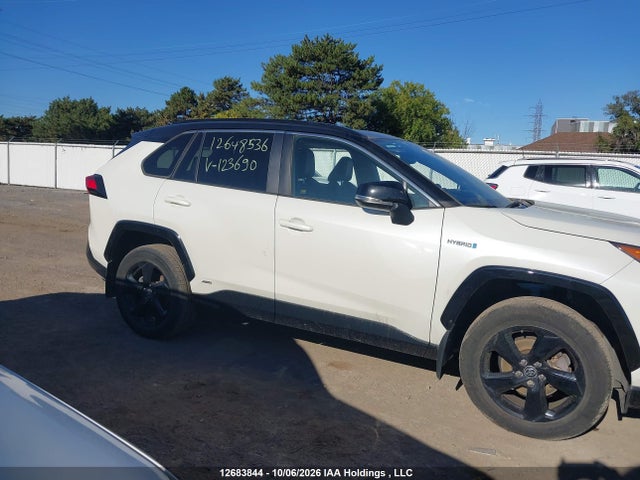 2021 Toyota Rav4 Hybrid Xle მანქანა იყიდება აუქციონზე, vin: 2T3RWRFV8MW123690, აუქციონის ნომერი: 12683844
