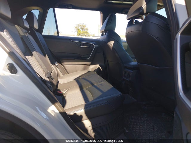 2021 Toyota Rav4 Hybrid Xle მანქანა იყიდება აუქციონზე, vin: 2T3RWRFV8MW123690, აუქციონის ნომერი: 12683844