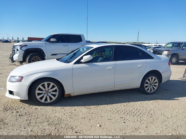 Продажа на аукционе авто 2012 Audi A4 2.0t, vin: WAUBFCFLXCN000201, номер лота: 12683855