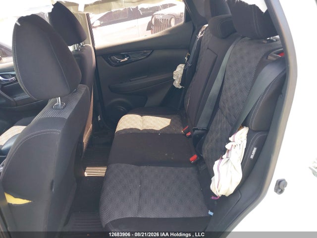 JN1BJ1CV7LW271127 Nissan Rogue Sport S