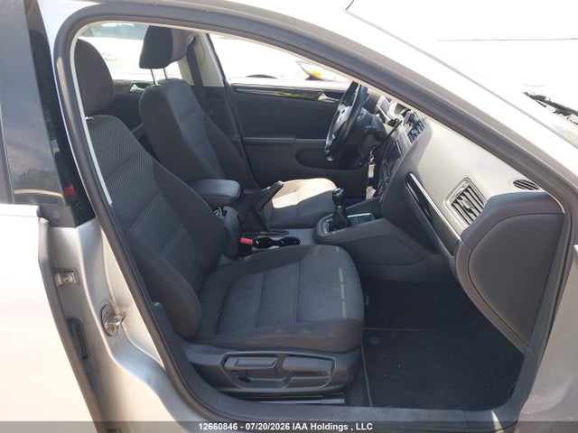 Продажа на аукционе авто 2015 Volkswagen Jetta 1.8 Tsi Comfortline/1.8 Tsi Trendline+, vin: 3VWB07AJ0FM292583, номер лота: 12660846
