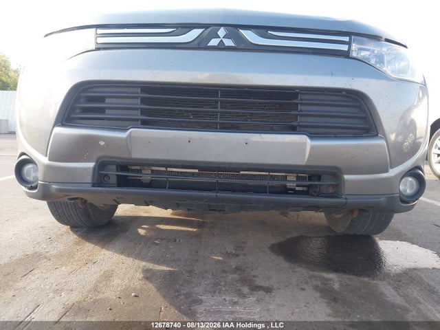 2014 Mitsubishi Outlander Es მანქანა იყიდება აუქციონზე, vin: JA4AZ2A30EZ601503, აუქციონის ნომერი: 12678740