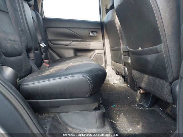 2014 Mitsubishi Outlander Es მანქანა იყიდება აუქციონზე, vin: JA4AZ2A30EZ601503, აუქციონის ნომერი: 12678740