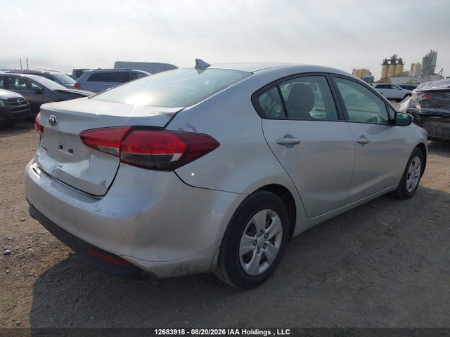 KIA Forte Lx/lx+ 2018 3KPFK4A79JE252295 Image 4