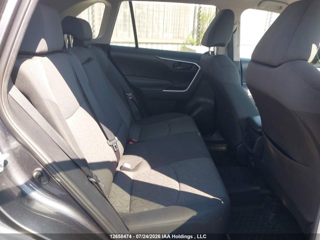 Продажа на аукционе авто 2021 Toyota Rav4 Le, vin: 2T3B1RFV0MC162274, номер лота: 12658474