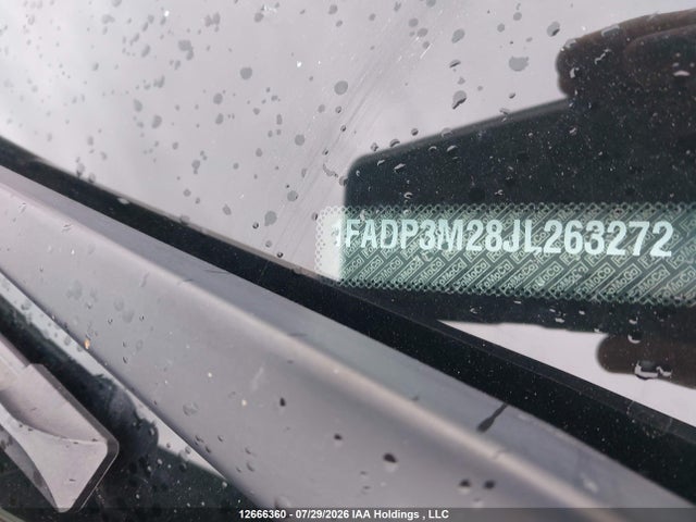 1FADP3M28JL263272 Ford FOCUS SEL