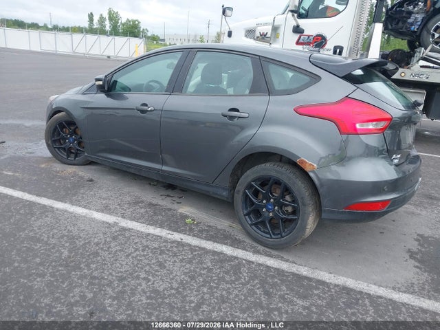 1FADP3M28JL263272 Ford FOCUS SEL