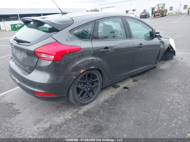 1FADP3M28JL263272 Ford FOCUS SEL