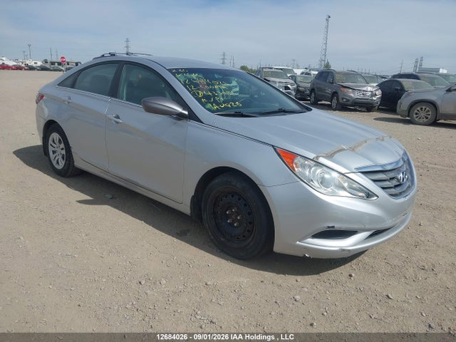 2012 Hyundai Sonata Gl მანქანა იყიდება აუქციონზე, vin: 5NPEB4AC2CH433004, აუქციონის ნომერი: 12684026