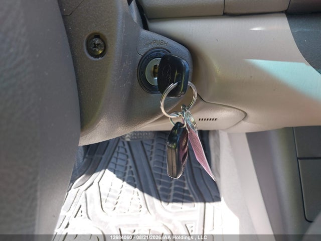 12684060 :رقم المزاد ، 4T1BE32K65U049340 vin ، 2005 Toyota Camry مزاد بيع