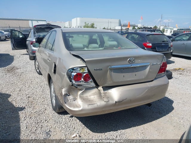 12684060 :رقم المزاد ، 4T1BE32K65U049340 vin ، 2005 Toyota Camry مزاد بيع