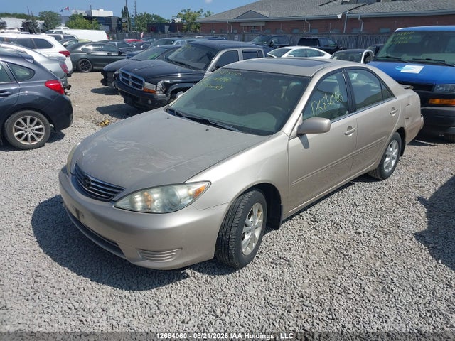 12684060 :رقم المزاد ، 4T1BE32K65U049340 vin ، 2005 Toyota Camry مزاد بيع