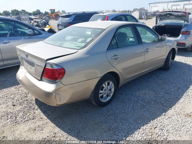 12684060 :رقم المزاد ، 4T1BE32K65U049340 vin ، 2005 Toyota Camry مزاد بيع