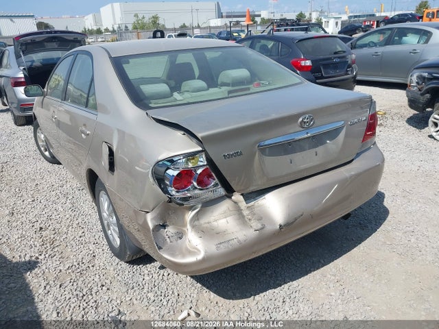 12684060 :رقم المزاد ، 4T1BE32K65U049340 vin ، 2005 Toyota Camry مزاد بيع