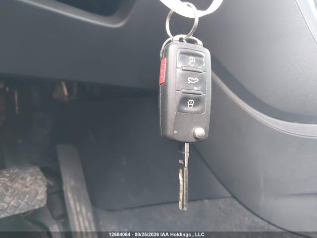3VWJ07AT6GM621141 Volkswagen Beetle Se/sel