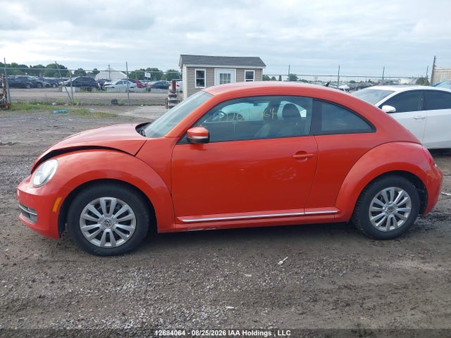 3VWJ07AT6GM621141 Volkswagen Beetle Se/sel