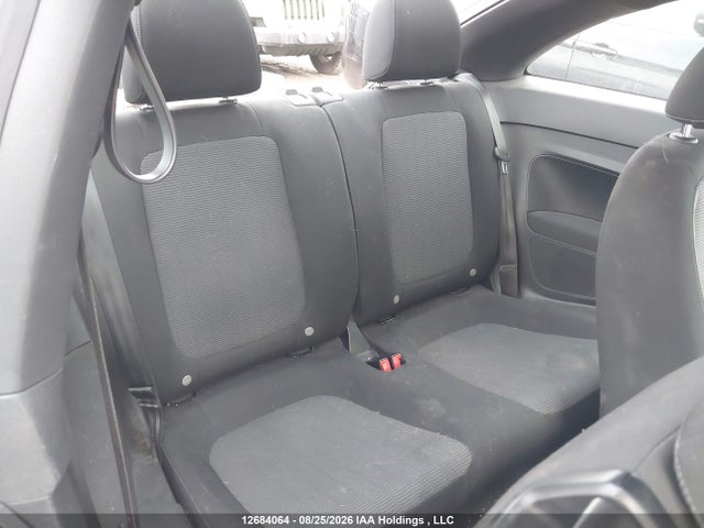 3VWJ07AT6GM621141 Volkswagen Beetle Se/sel