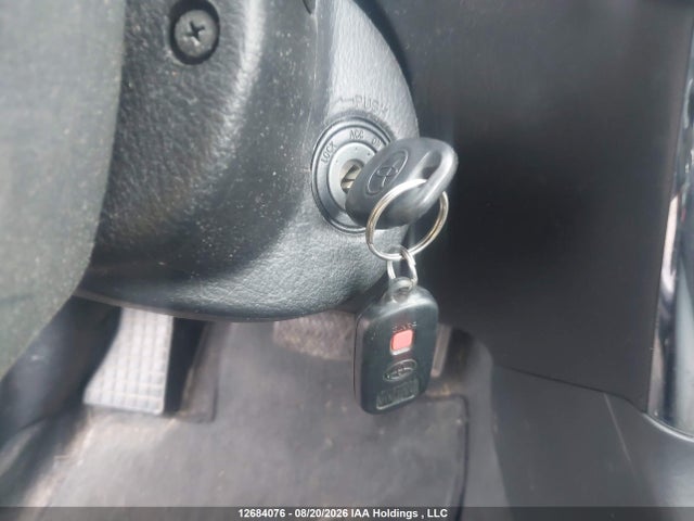 Auction sale of the 2007 Toyota Matrix Wagon, vin: 2T1KR32E37C681327, lot number: 12684076