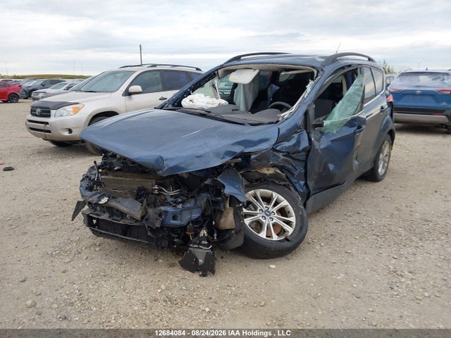 1FMCU9GD2JUC93324 Ford ESCAPE SE
