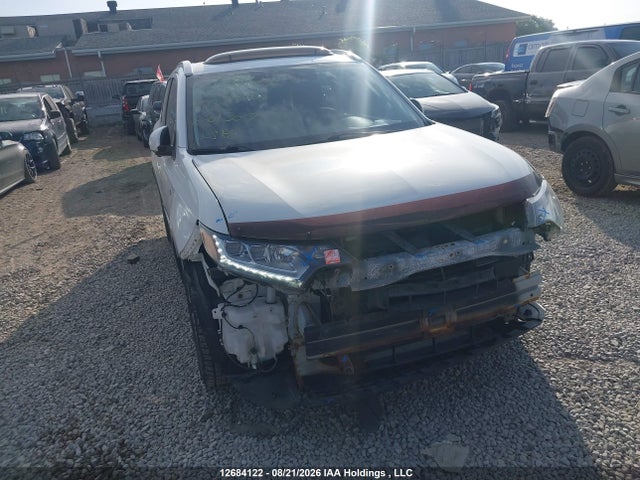 Mitsubishi OUTLANDER GT 2017 JA4JZ4AX7HZ601307 головне зображення