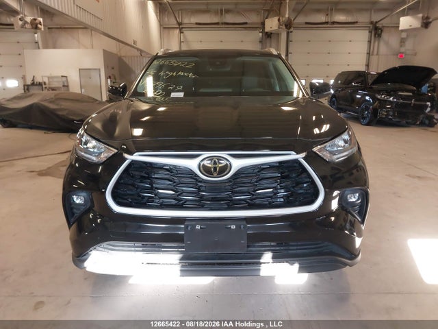 12665422 :رقم المزاد ، 5TDKDRBH8SS579629 vin ، 2025 Toyota Highlander Xle مزاد بيع