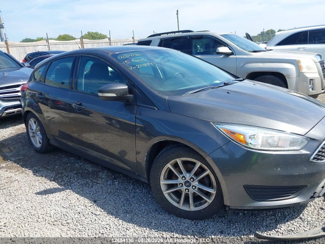1FADP3K27FL271874 Ford FOCUS SE