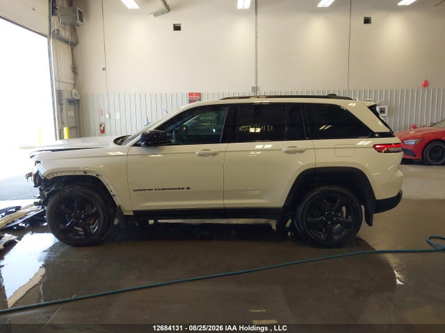2024 Jeep Grand Cherokee Laredo/altitude მანქანა იყიდება აუქციონზე, vin: 1C4RJHAG5RC141351, აუქციონის ნომერი: 12684131