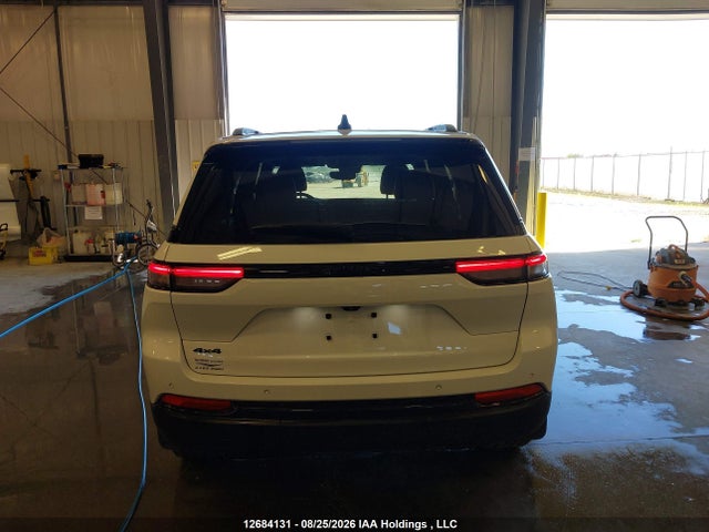 2024 Jeep Grand Cherokee Laredo/altitude მანქანა იყიდება აუქციონზე, vin: 1C4RJHAG5RC141351, აუქციონის ნომერი: 12684131